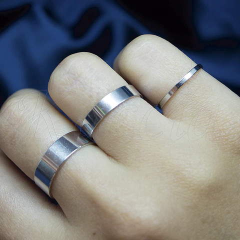 Conjunto de Anéis em Aço Prateados