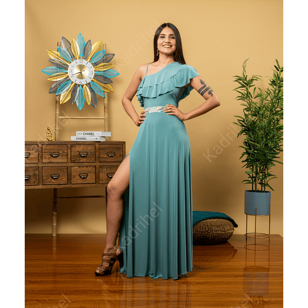 VESTIDO LARGO CON ABERTURA EN PIERNA BLUSA UNA MANGA CON TIRITAS Y VUELOS IDEAL PARA FIESTA GALA MATRIMONIO. (NO INCLUYE CINTURON)  MODELO ELEANA DOBLE AZUL ACERO