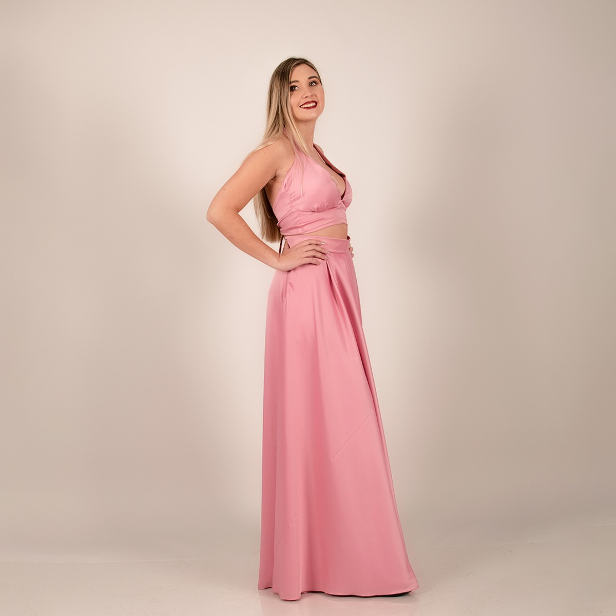 Hermoso Conjunto Falda Larga con bolsillos y Crop Top