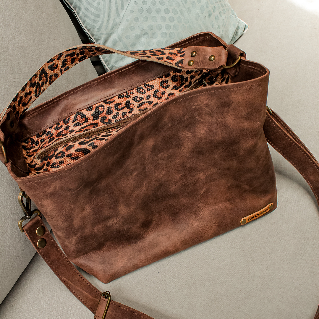 Cartera Kara Chocolate 1