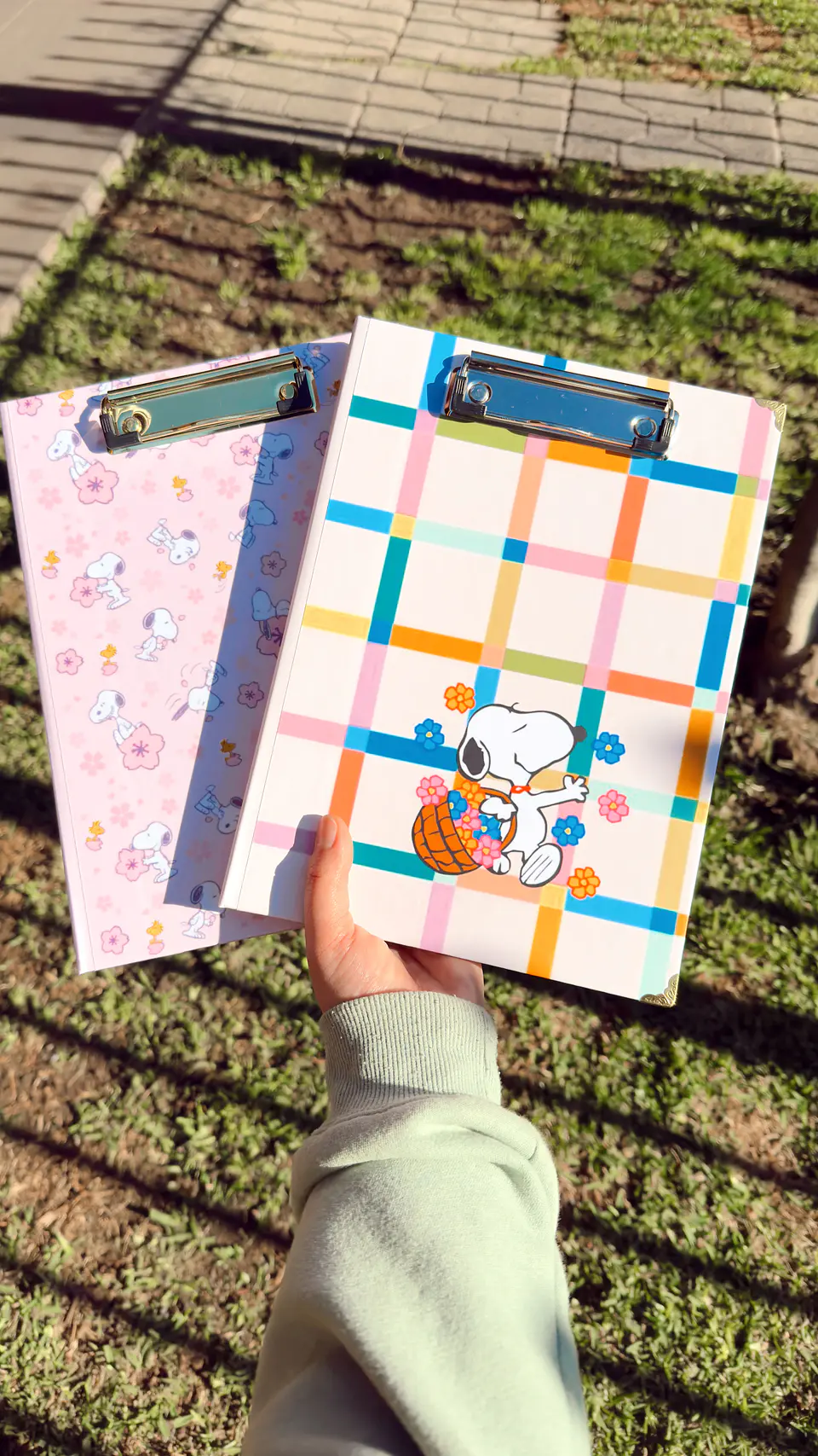 Carpeta con Clip + Block de Notas  1