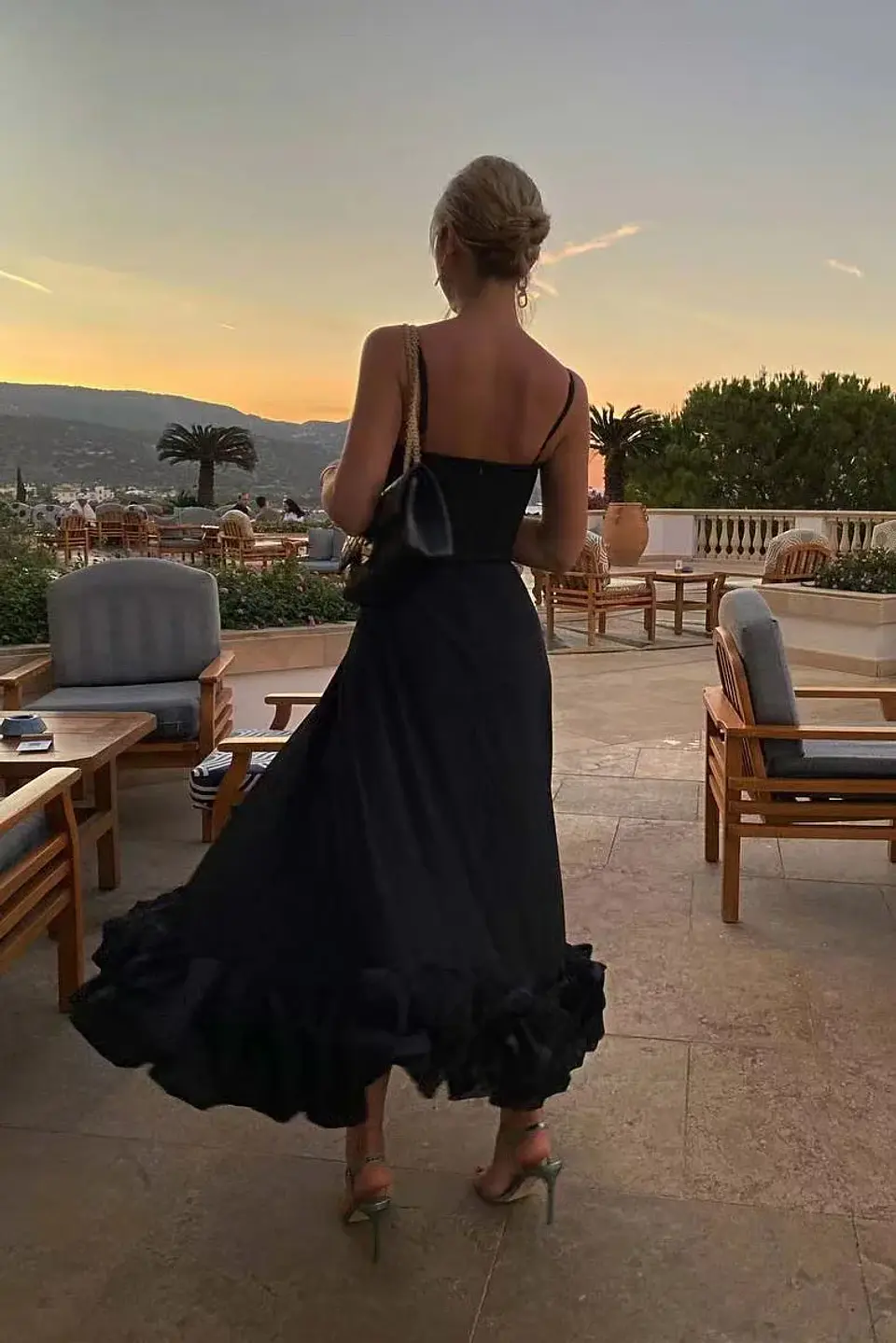 Elegant Ruffle Solid Sling Long Dress Women Strap Waist Party Dresses Fashion Sleeveless Backless Beach Swing skirt A-line tutu 22