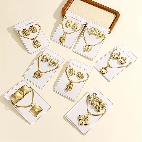 European American Hot Sale 18k Gold Stainless Steel Geometric Stud Earrings High-end Niche Instagram Women's Trendy Cross-border