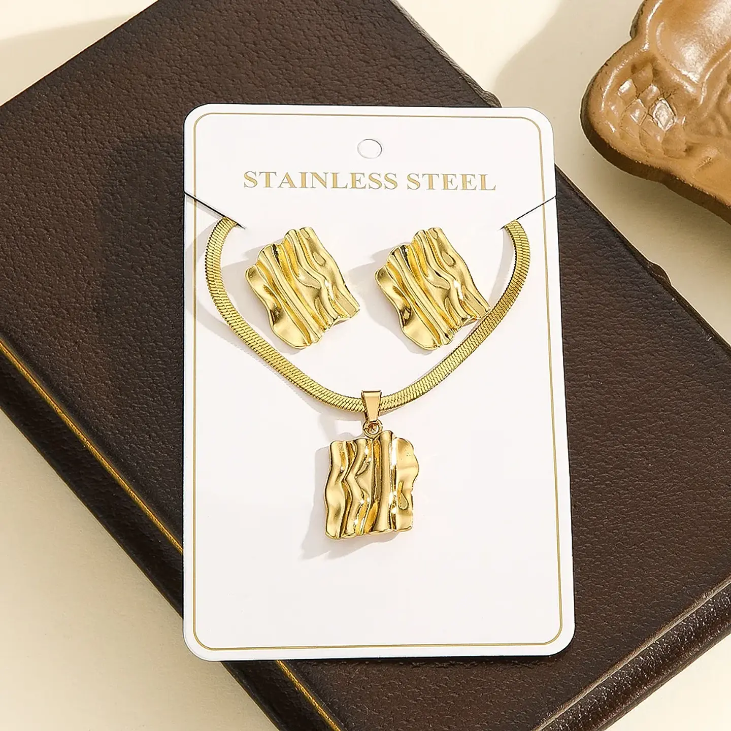 European American Hot Sale 18k Gold Stainless Steel Geometric Stud Earrings High-end Niche Instagram Women's Trendy Cross-border 6