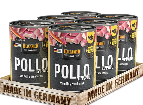 comida húmeda para perros de la marca alemana Belcando, sabor pollo y pato con mijo y zanahorias