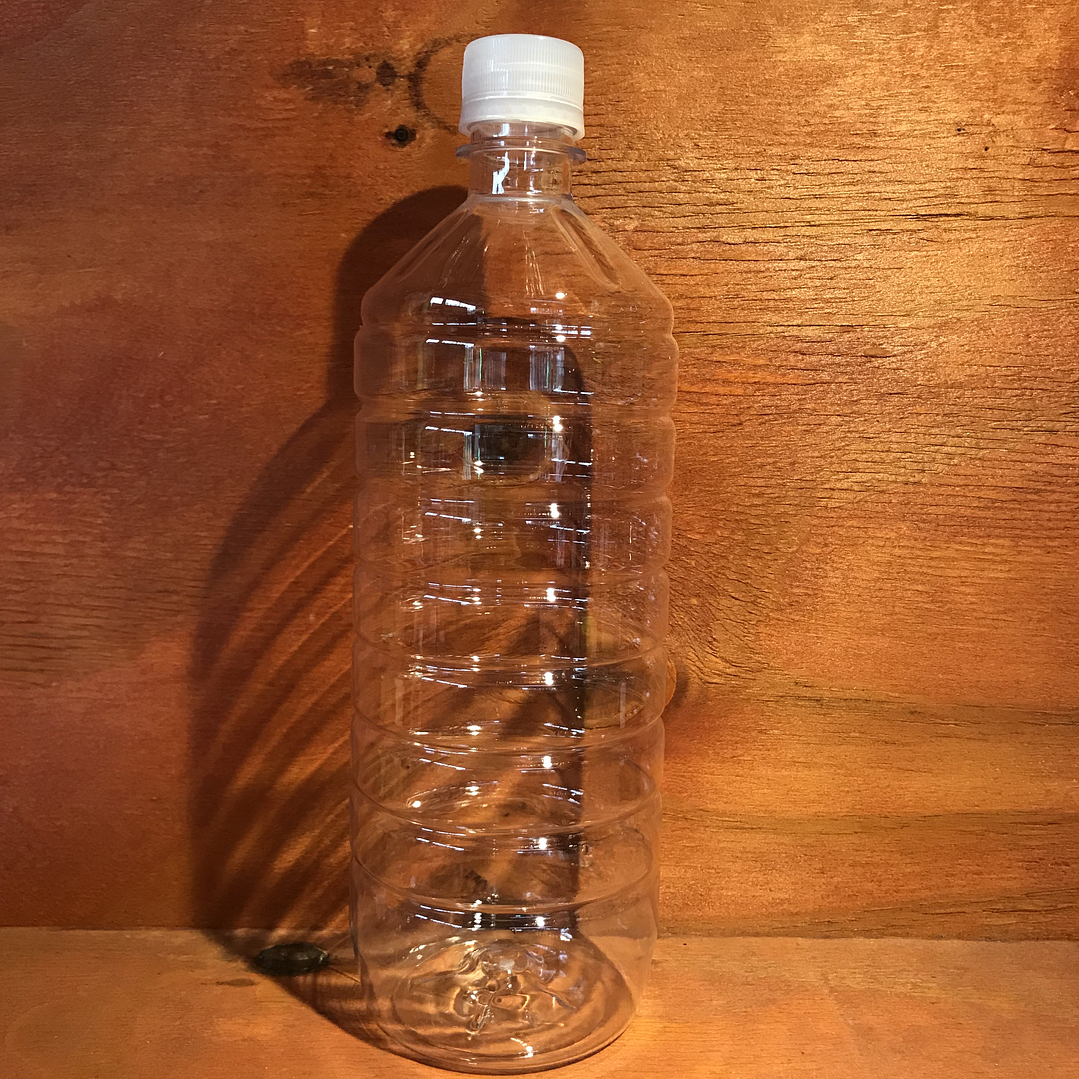 Botella 1 Lt PET con tapa de seguridad 1