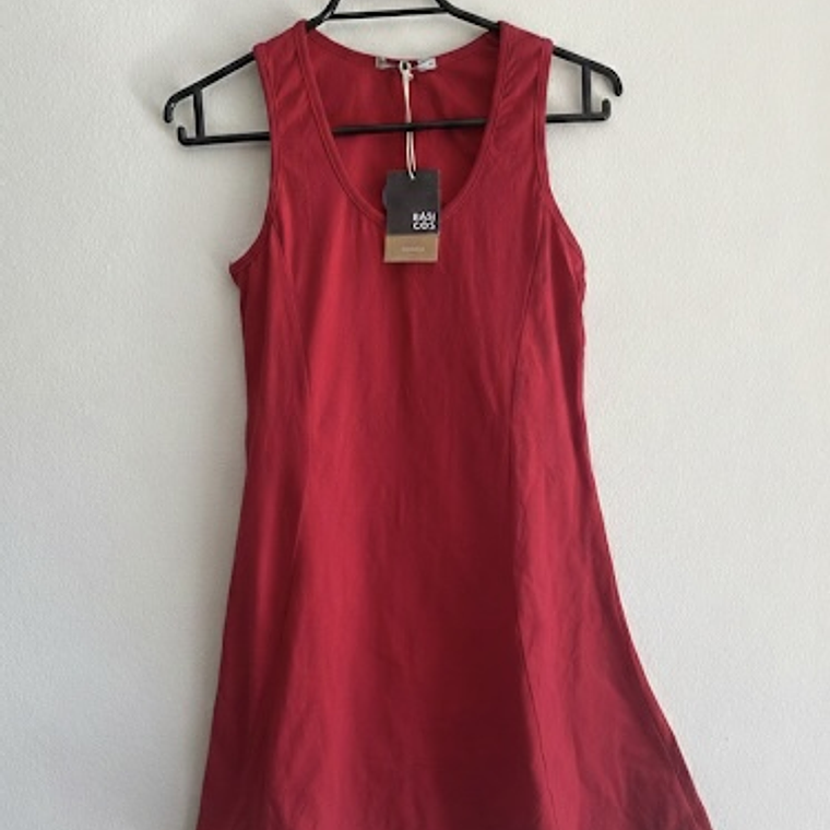 Vestido con etiqueta 1