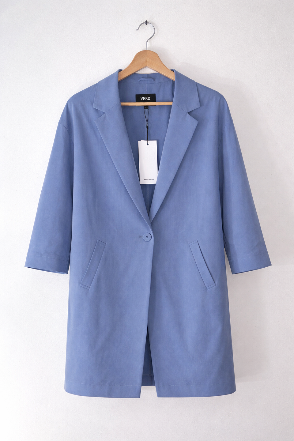 Blazer Vero Moda con etiqueta 1