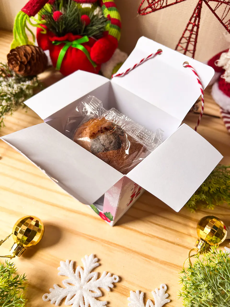 ARQUIVOS DE CORTE CAIXA MINI PANETONE NATAL - ILUSTRACIN 4