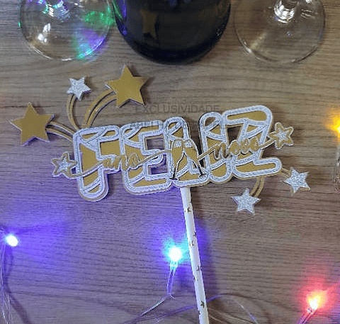 ARQUIVO DE CORTE TOPO DE BOLO ANO NOVO