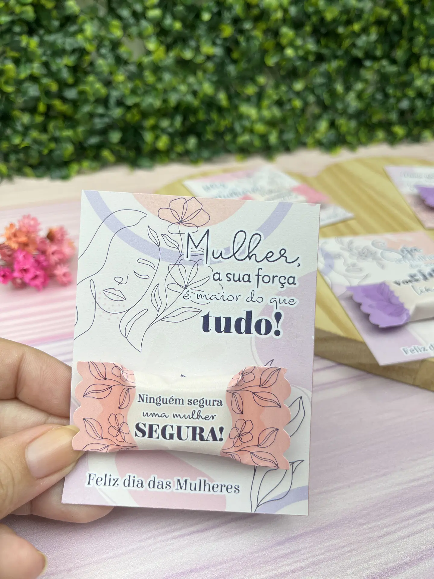 Arquivo Card e Balinha Dia da Mulher - MADI 2