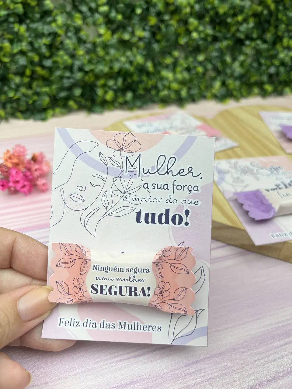 Arquivo Card e Balinha Dia da Mulher - MADI 2