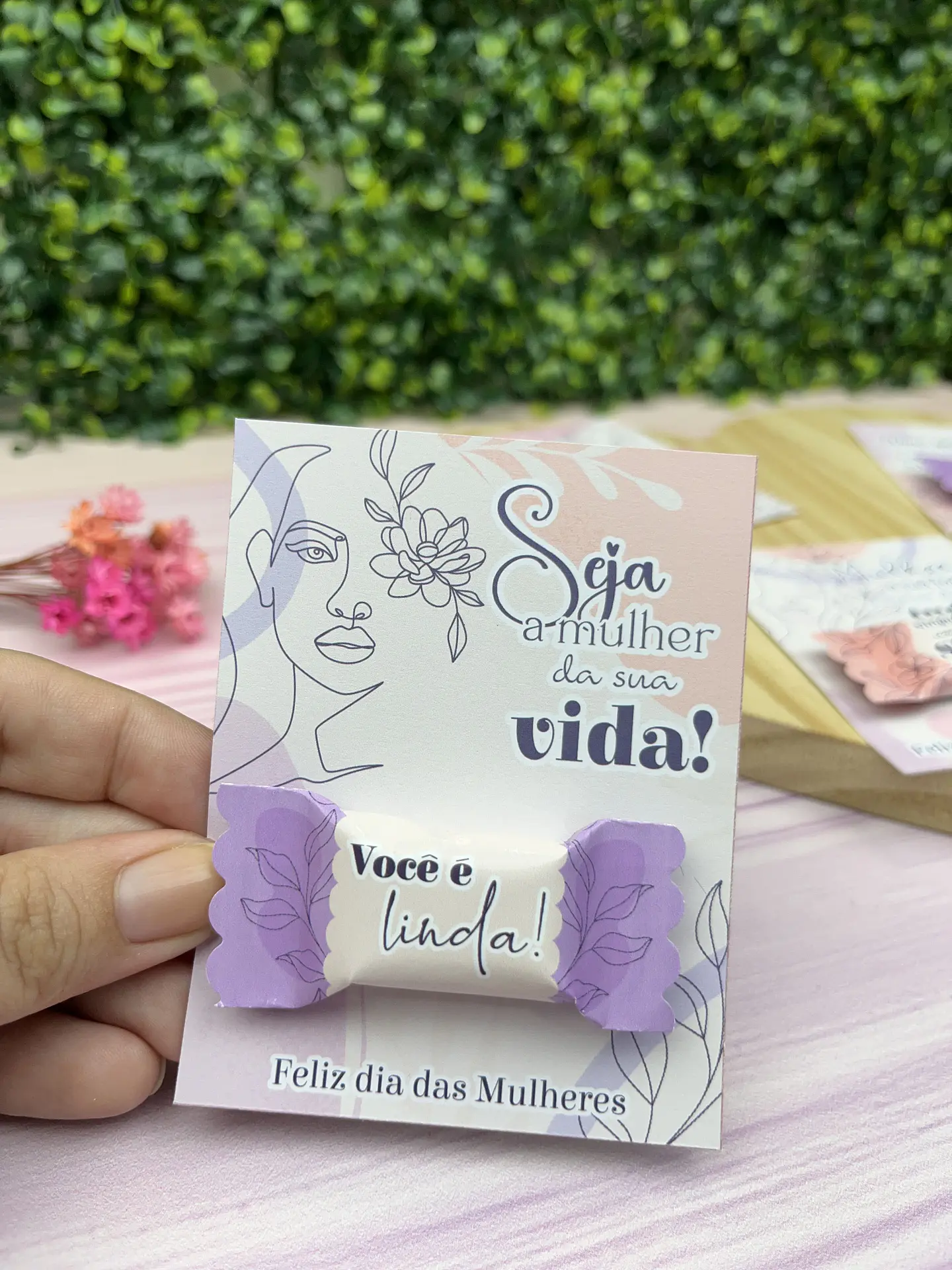 Arquivo Card e Balinha Dia da Mulher - MADI 5