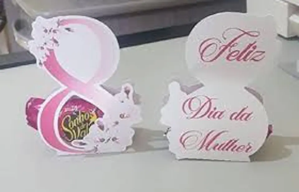 Arquivo de corte porta bombom dia da mulher rosa 1