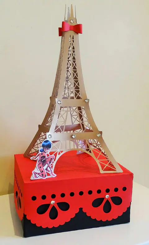 Arquivo de Corte Caixa Torre Eiffel
