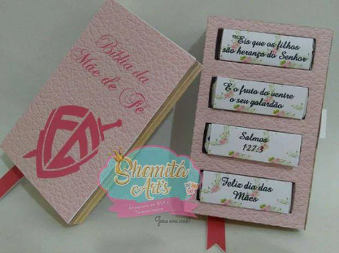 Aquivo de corte biblia mãe