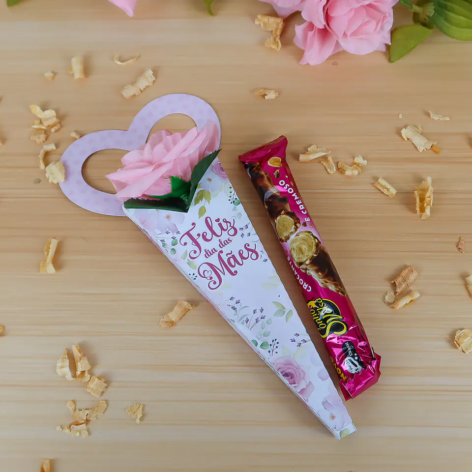 Arquivo Buque Coração Flor e Chocolate Dia das Mães - Chuvinha 2