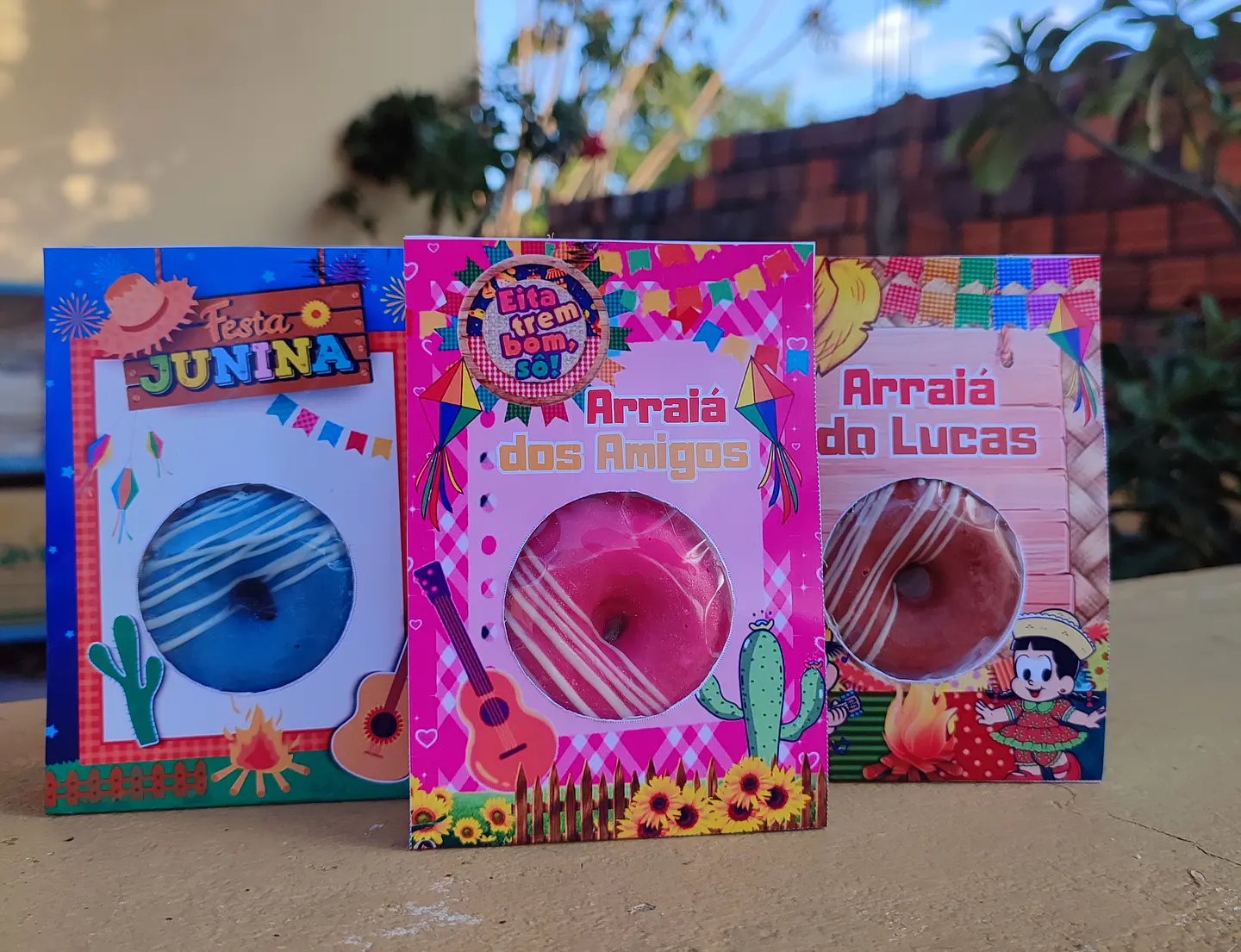 Arquivo Donuts Festa Junina no Canva 4
