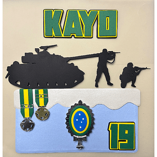 Arquivo Topo de Bolo Exército em Camadas