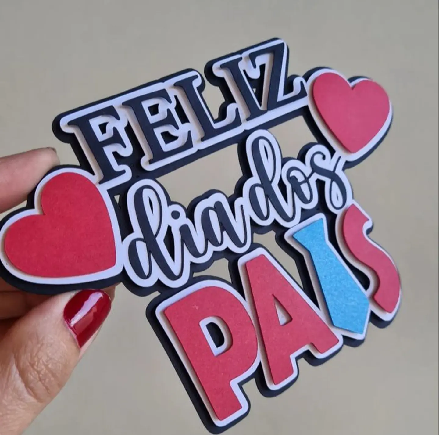 Arquivo Topo Feliz Dia dos Pais em camadas 1