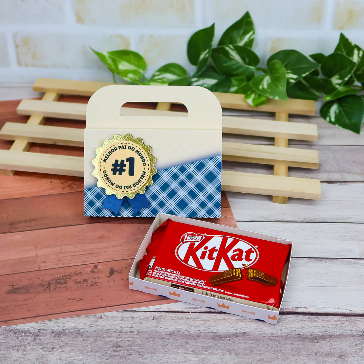 Arquivo Dia dos Pais Caixa Bolsinha Kit Kat - CHUVINHA 1