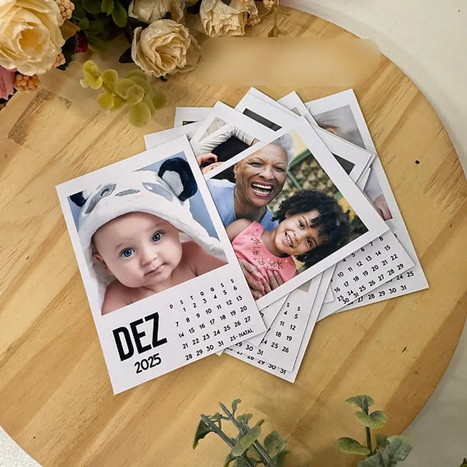 Arquivo Moldura Calendário Polaroid 2025 - a sua maneira 12