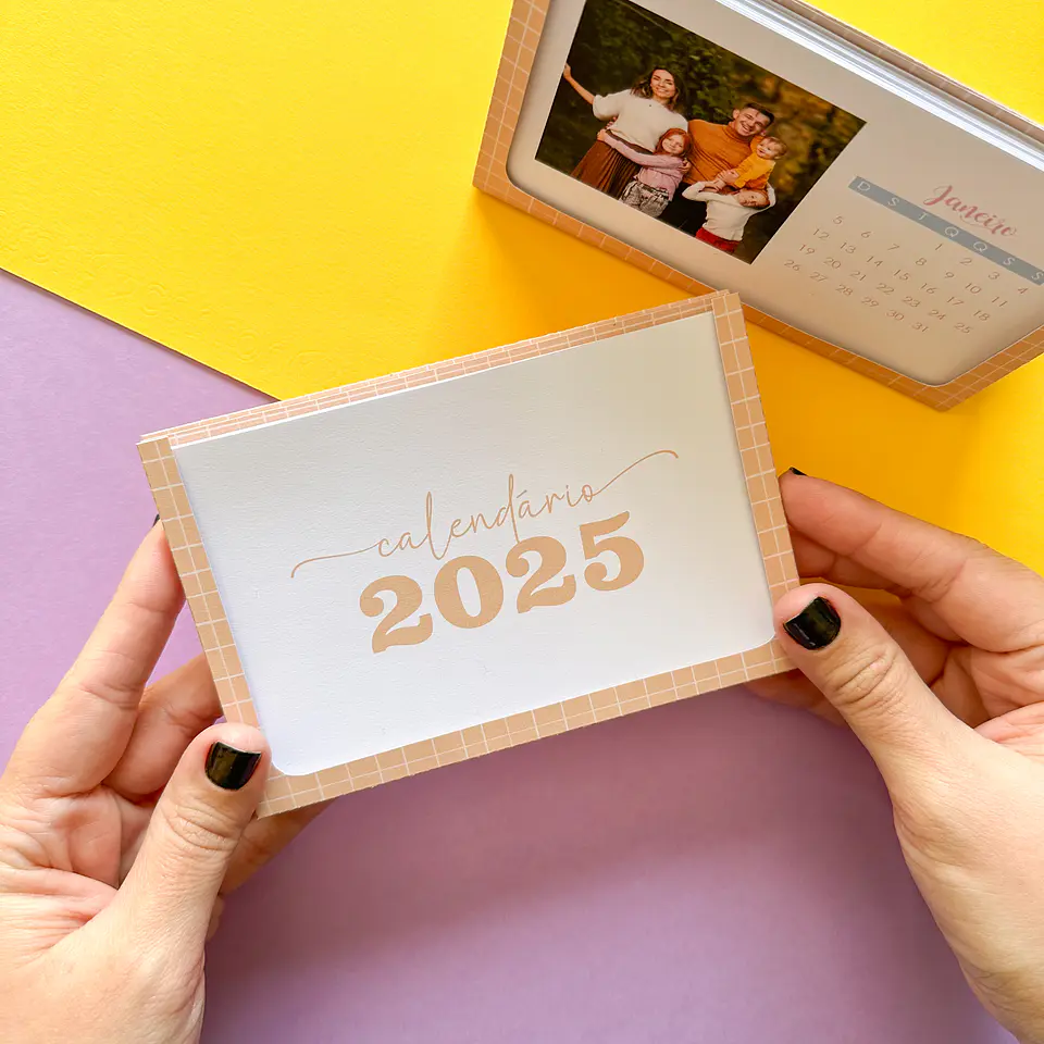 Arquivo Clendário de Mesa com Foto 2025 - tudo pra papelaria 4