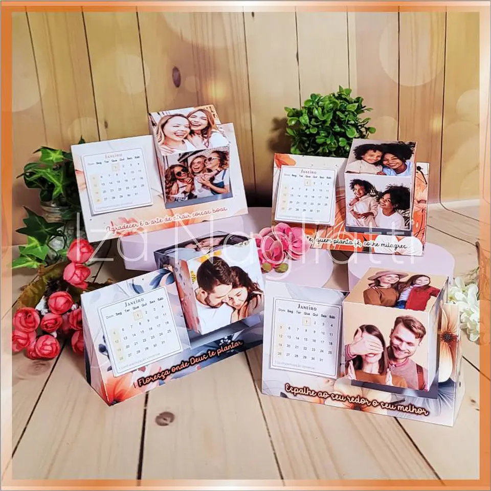 Arquivo Arquivo 4 Modelos de calendários de fotos com cubo giratório 2025 - iza 3