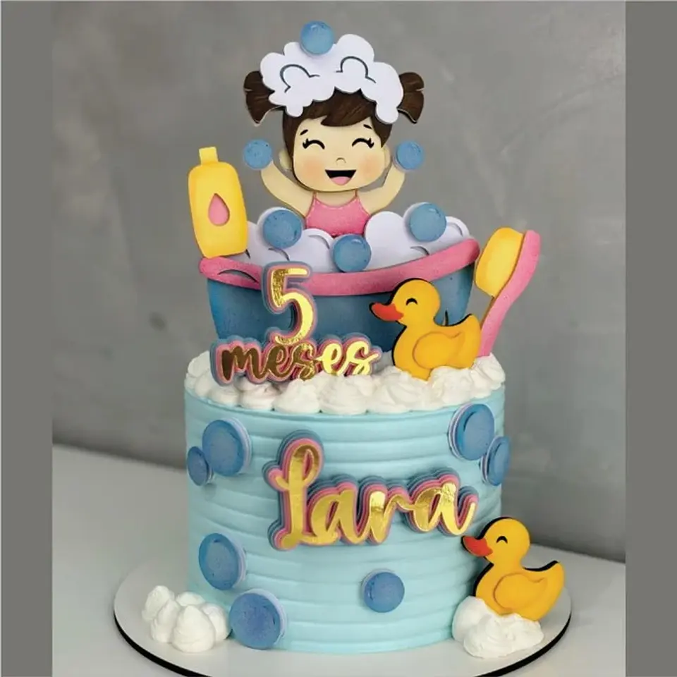 Arquivo Topo de Bolo Hora do Banho Menina na Banheira - EM CAMADAS 1