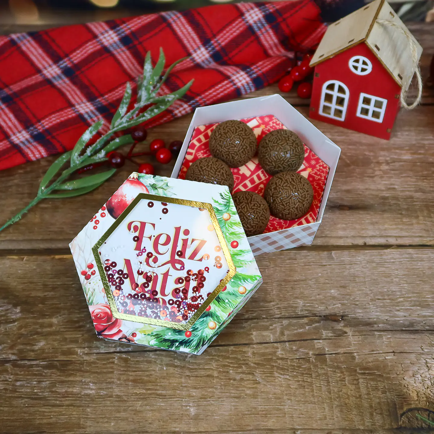 Arquivo Natal Caixa 5 doces - Chuvinha de Papel 1