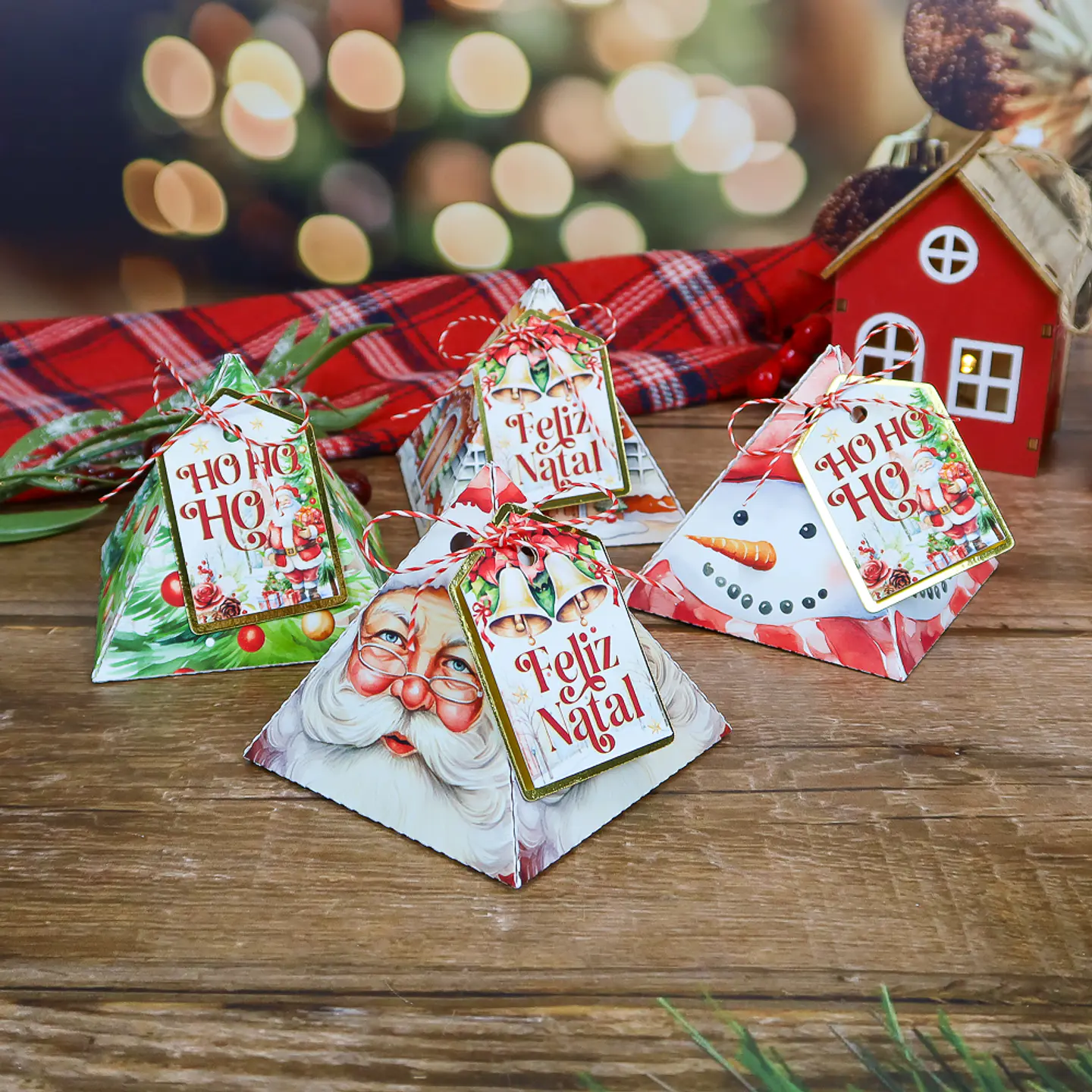 Arquivo Natal Caixa Triangular Blistter - Chuvinha de Papel 1