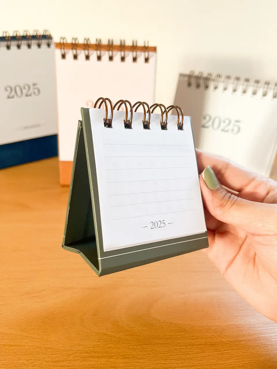 Arquivo Calendários de Mesa 2025 e 2026 - Papel Sorriso 2