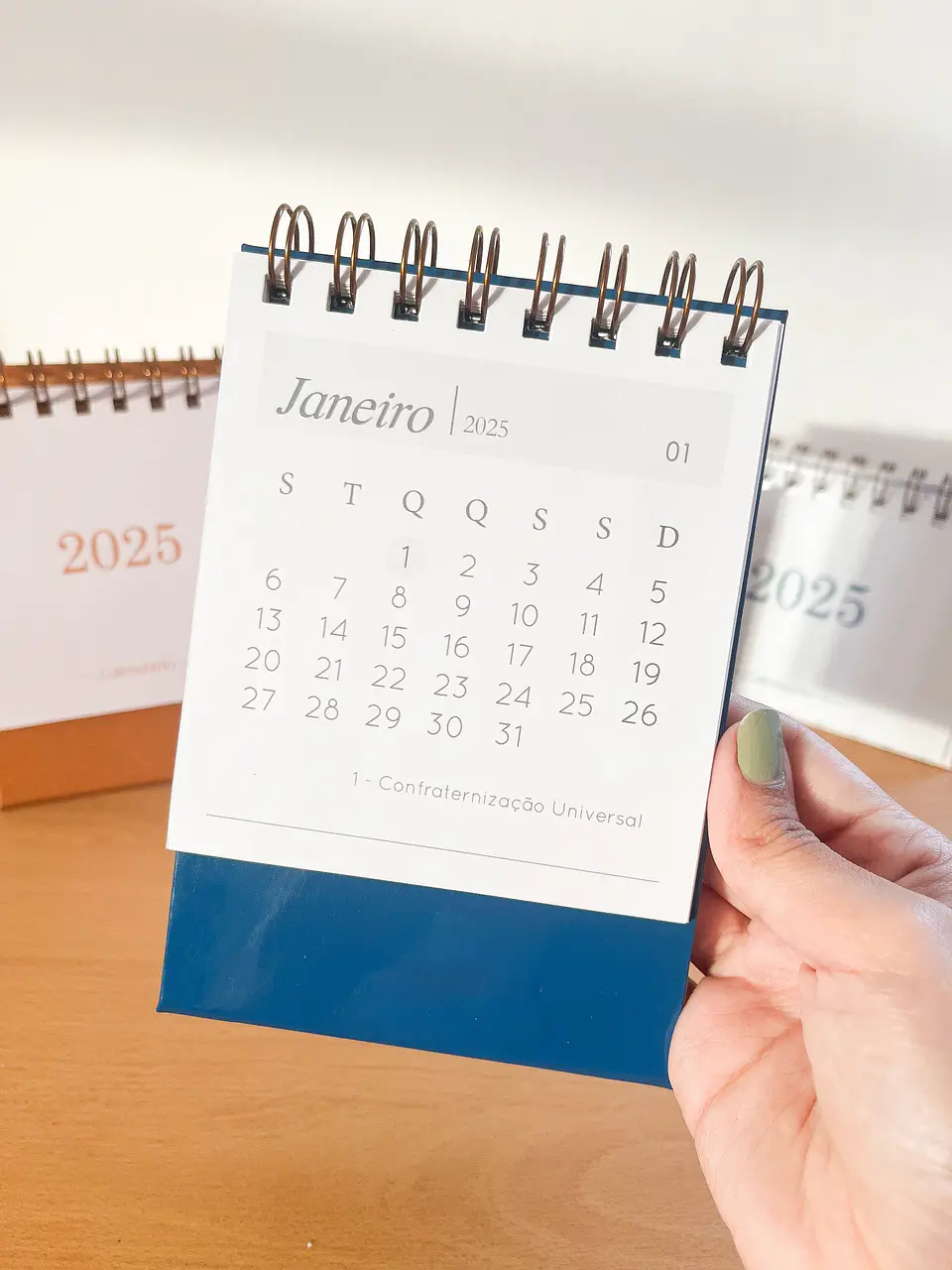 Arquivo Calendários de Mesa 2025 e 2026 - Papel Sorriso 10