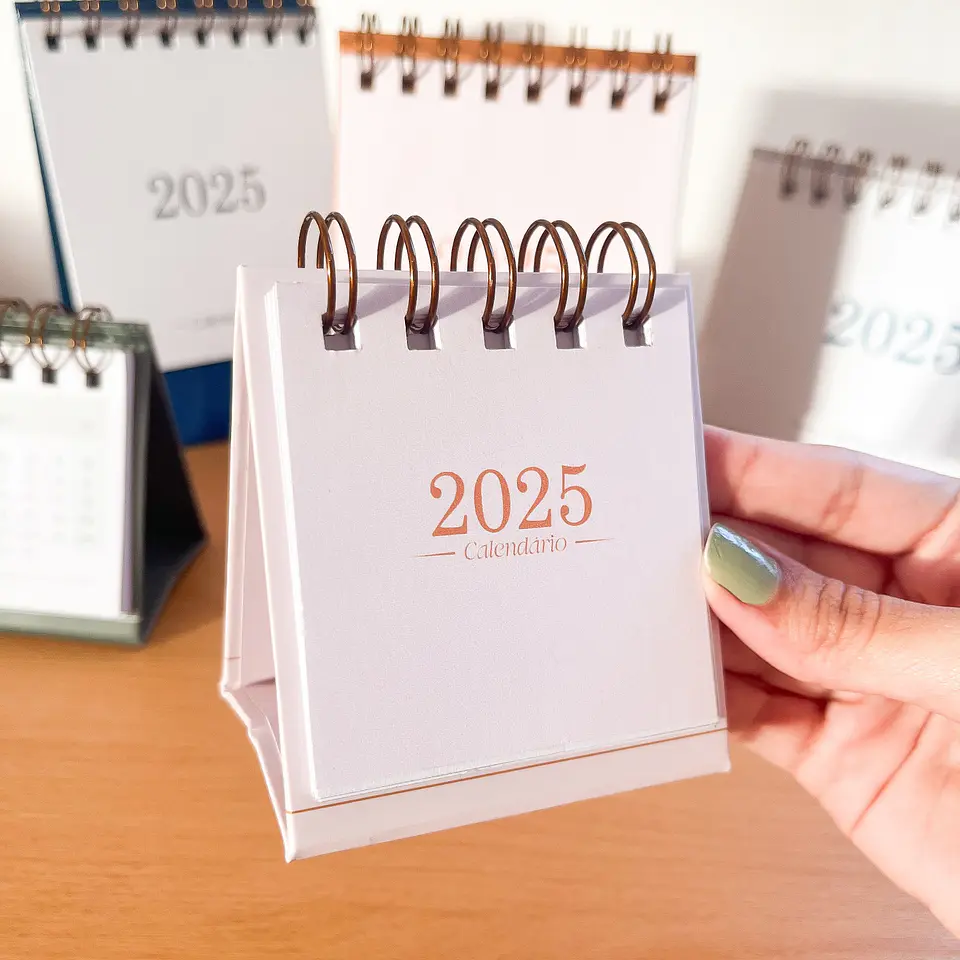 Arquivo Calendários de Mesa 2025 e 2026 - Papel Sorriso 20