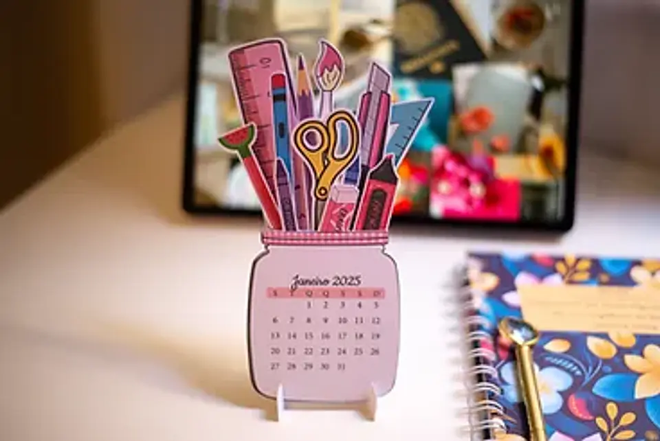 Arquivo Calendário 205 Mesa de Escritório - Meu caderno papelaria 1