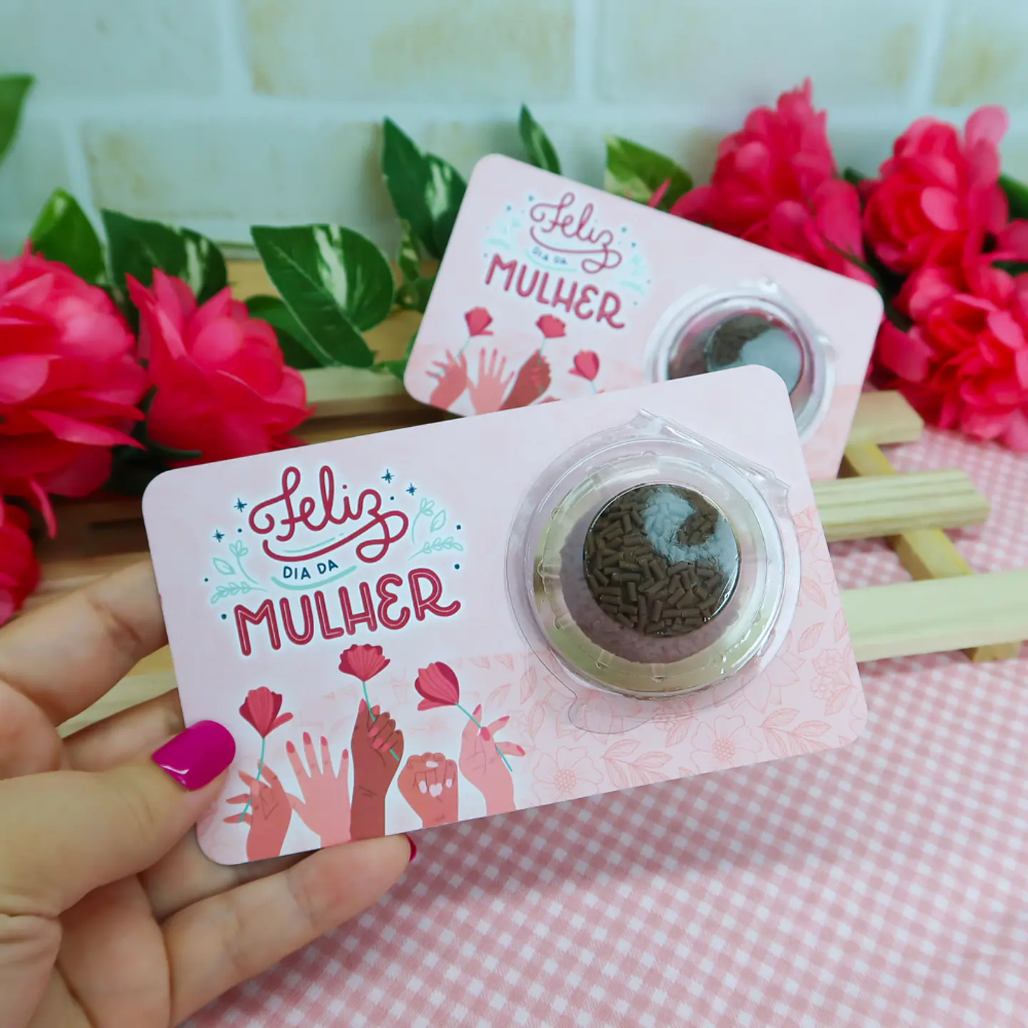 Arquivo de Corte Mimo Dia das Mulheres - Chuvinha de Papel 2