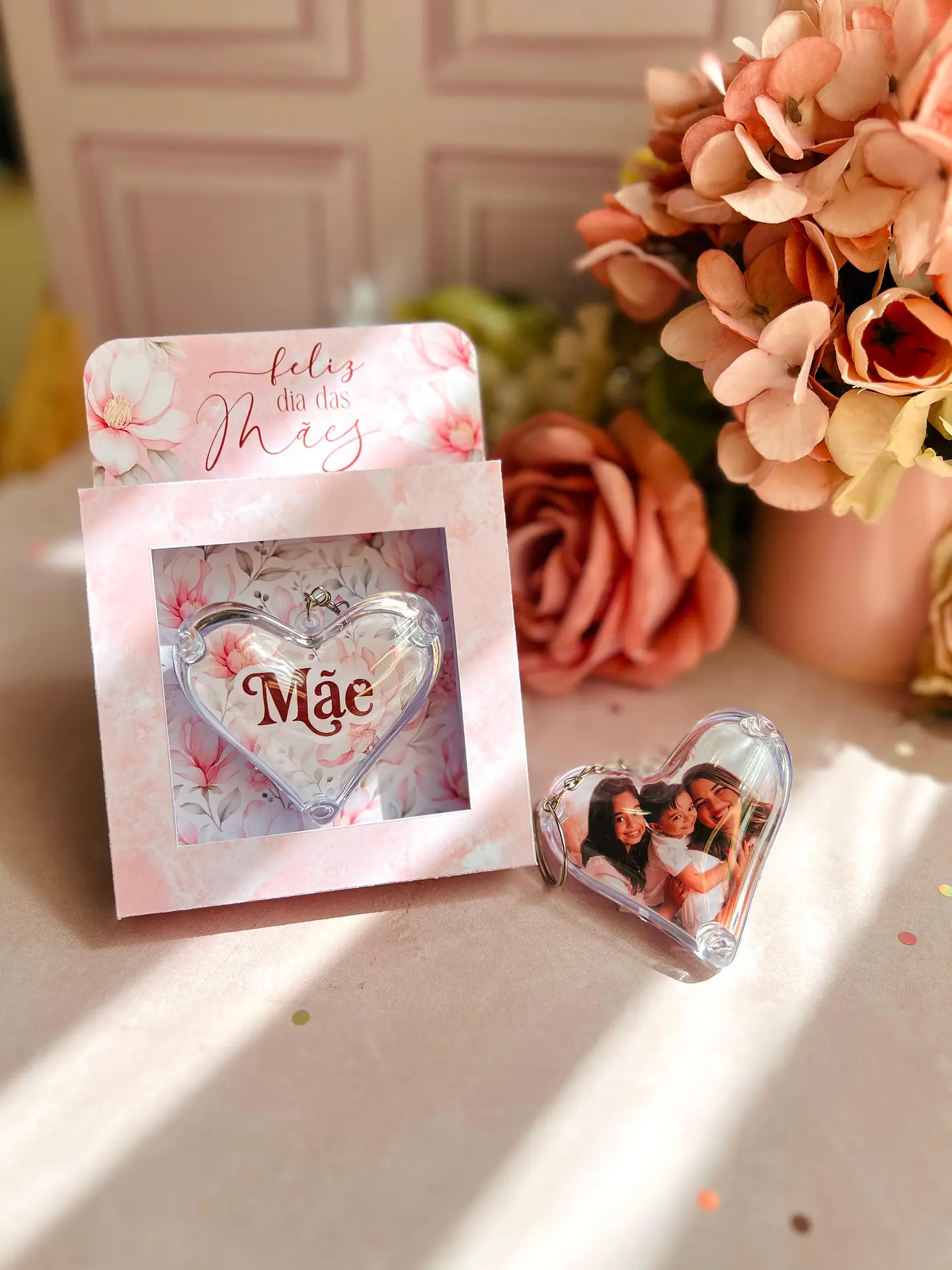 Arquivo  dia das mães CARD COM VISOR CHAVEIRO CORAÇÃO - ANA FLOR 1