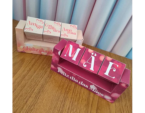 Arquivo dia das mães display de mesa cubo triplo - PERFEITA ARTE