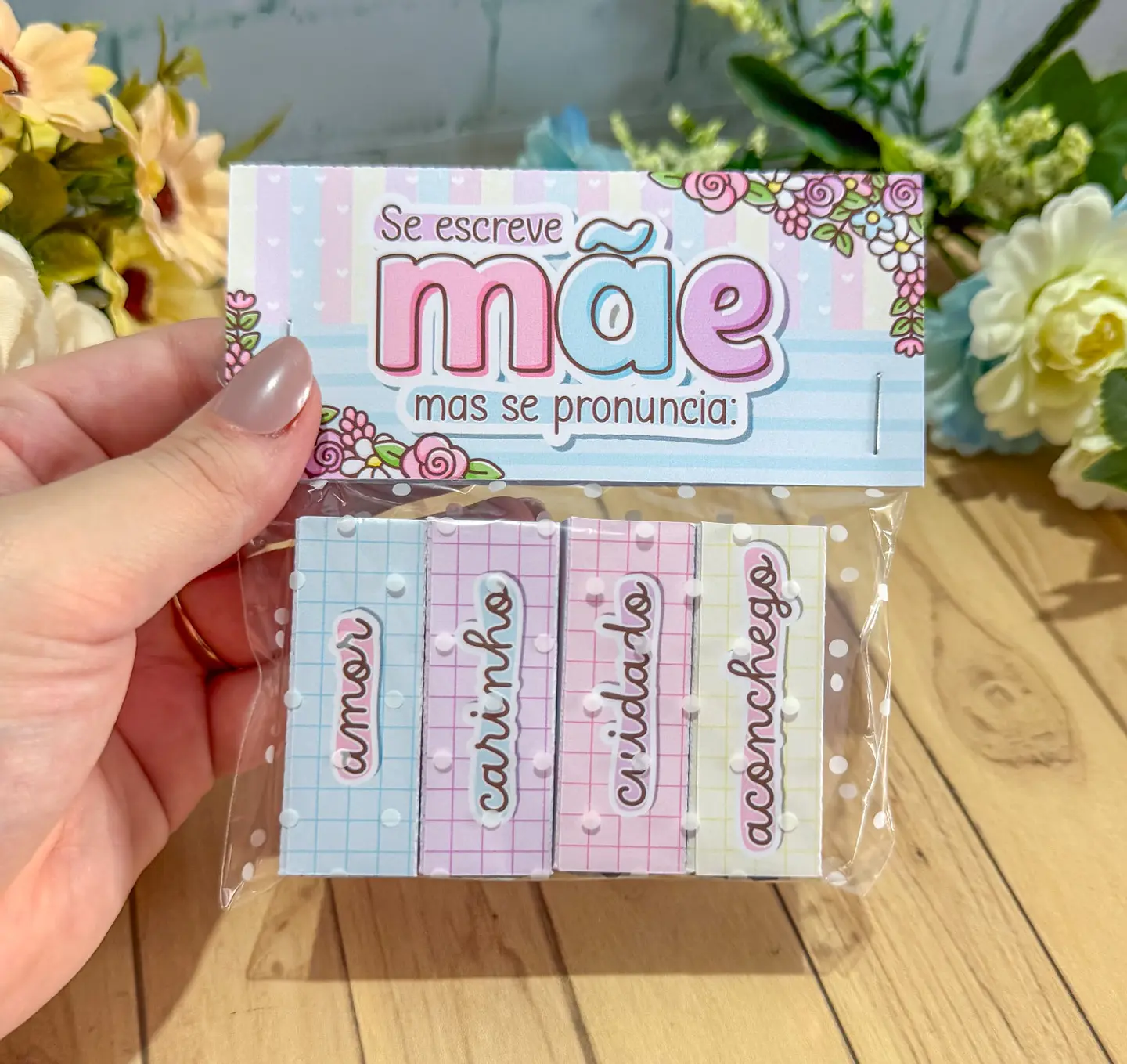 Arquivo dia das Mães Lapela e capinha para bis - LETTERINHAS 1