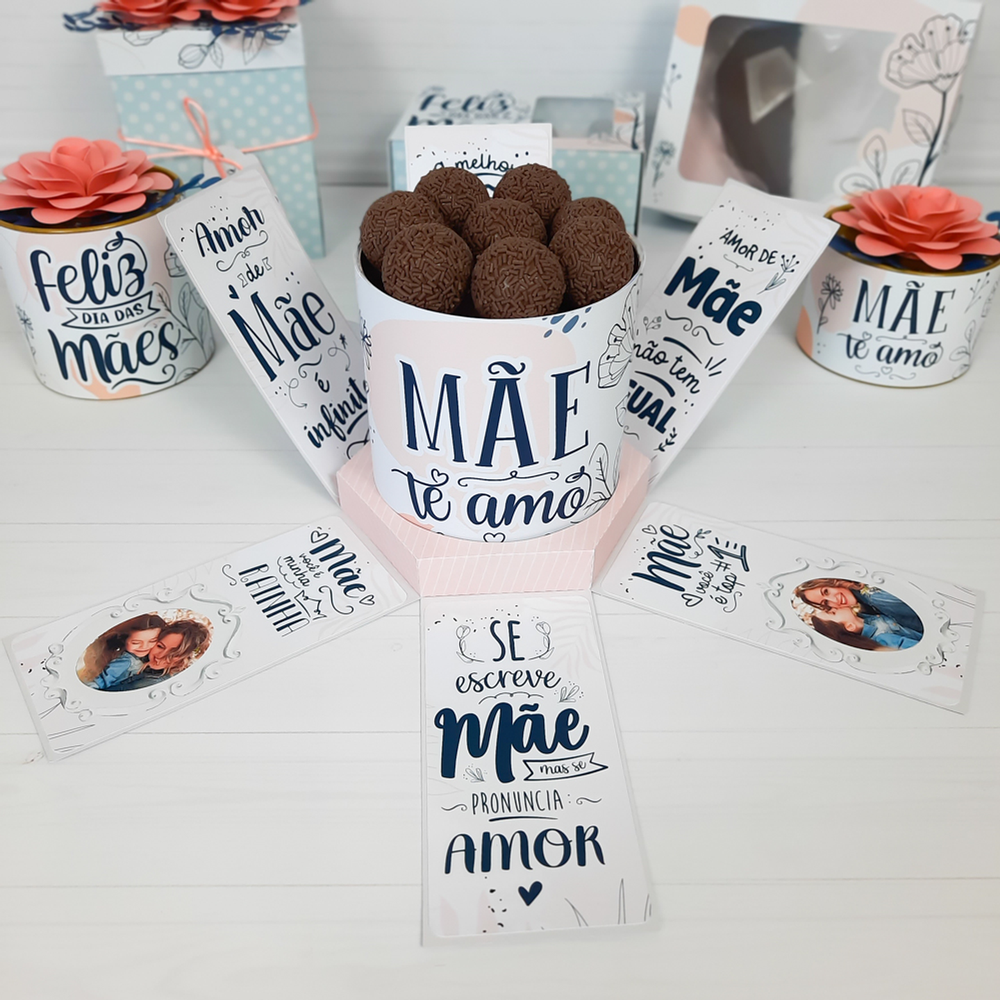 Arquivo de Corte Caixa Explosão Bolo Dia das Mães 1