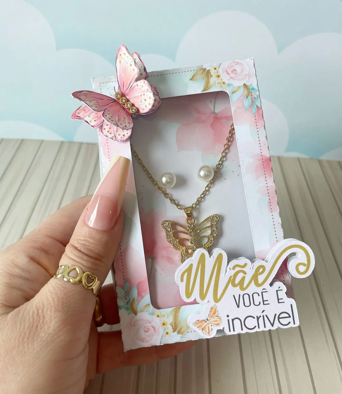 Arquivo de corte caixa para cordão e brinco dia das mães - LINA 3