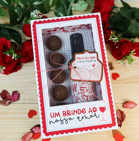 Arquivo dia dos namorados caixa para vinho e doces - CHUVINHA DE PAPEL