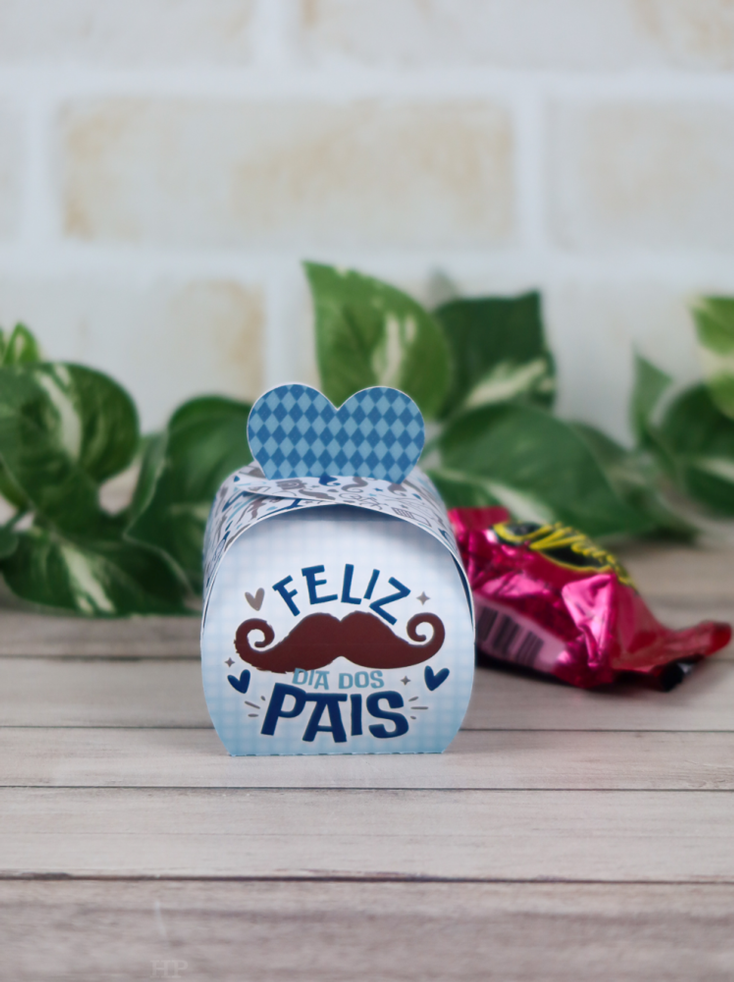 Arquivo Dia dos Pais Caixa para bombom - CHUVINHA DE PAPEL 1