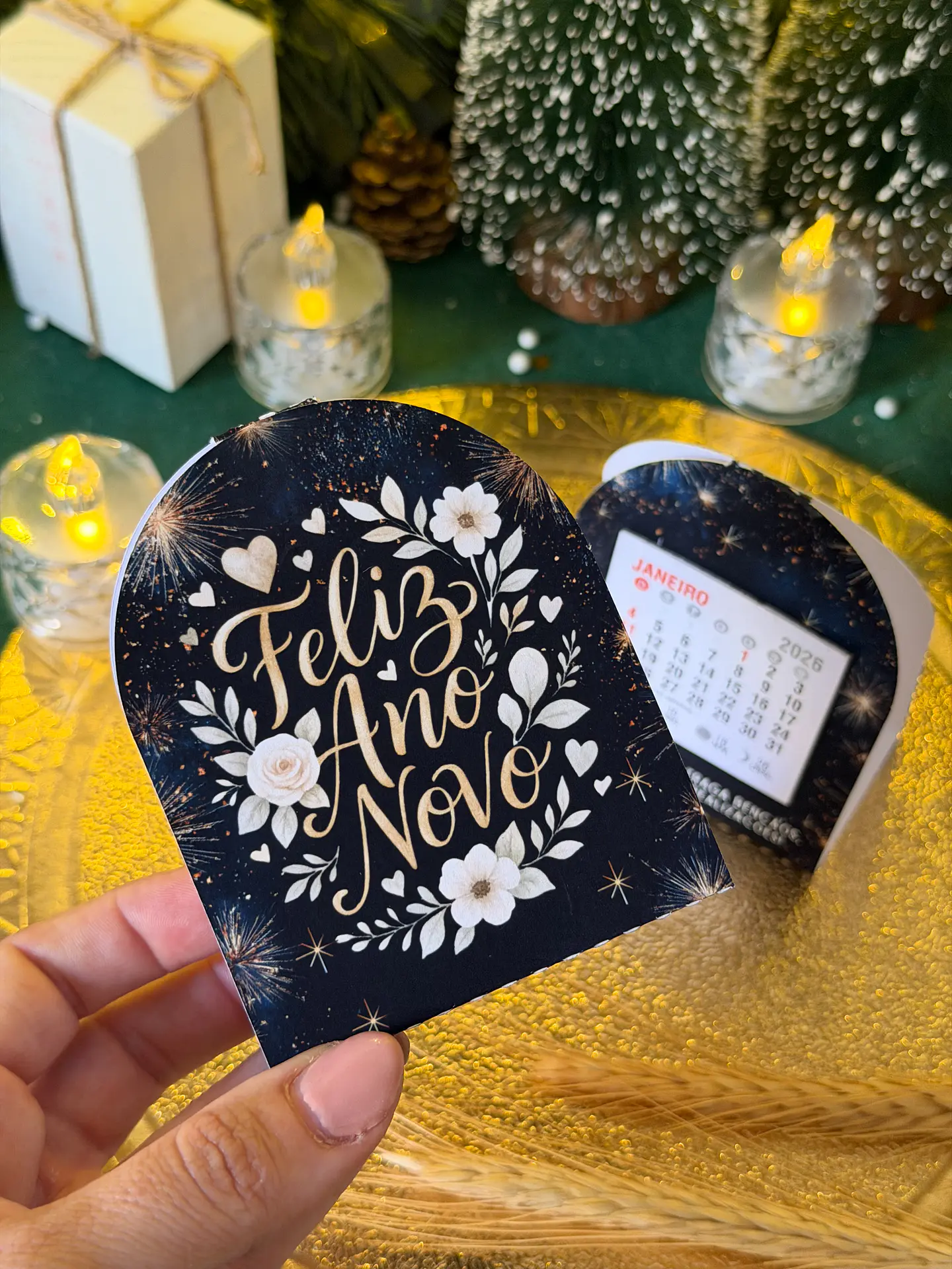 Arquivo Card Calendário Ano Novo 2026 - Ilustracin 12