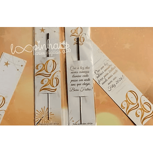 Arquivo Ano Novo Card Vela Chuva de Estrelinhas