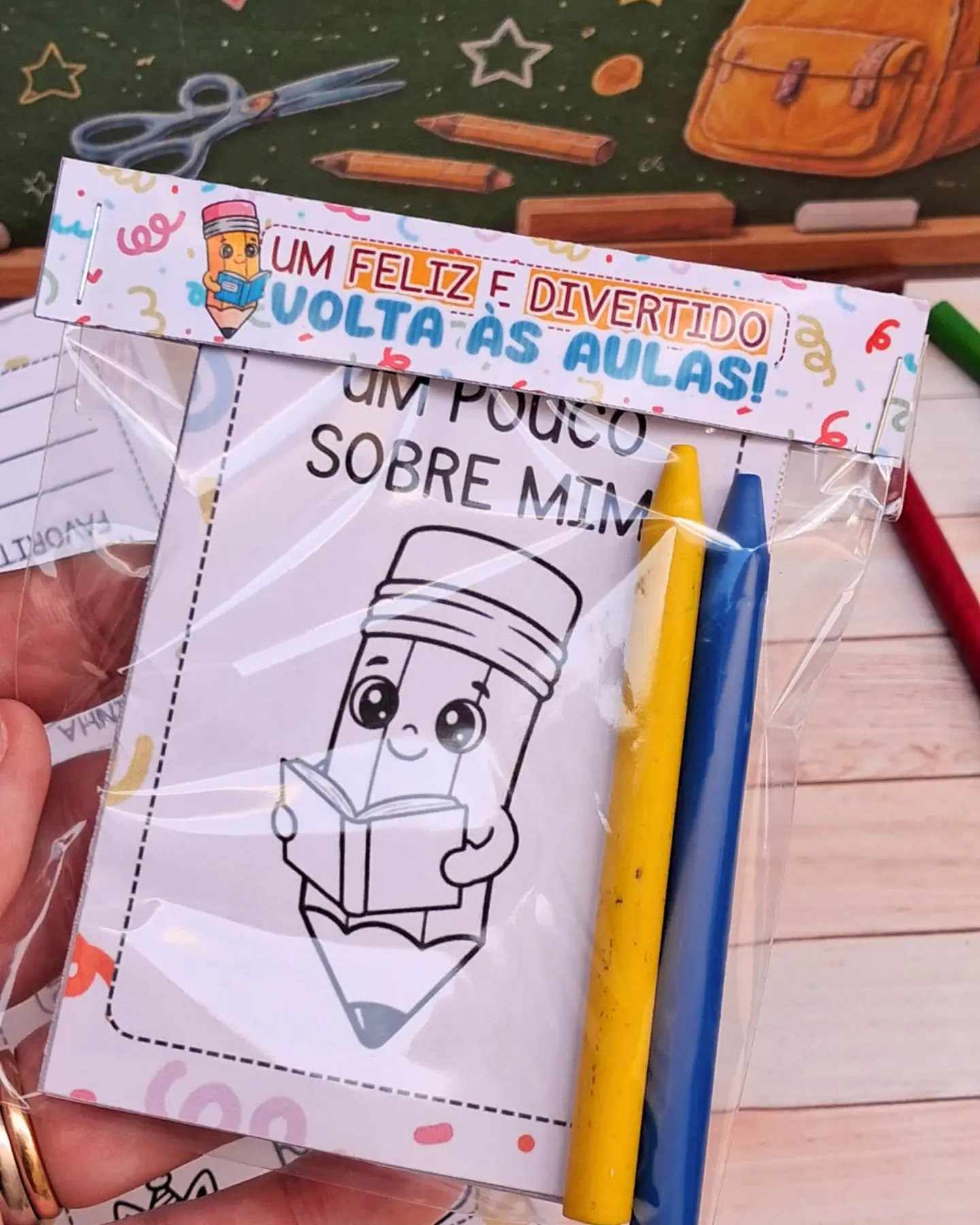 Arquivo Volta ás Áulas Caderninho Colorir 2