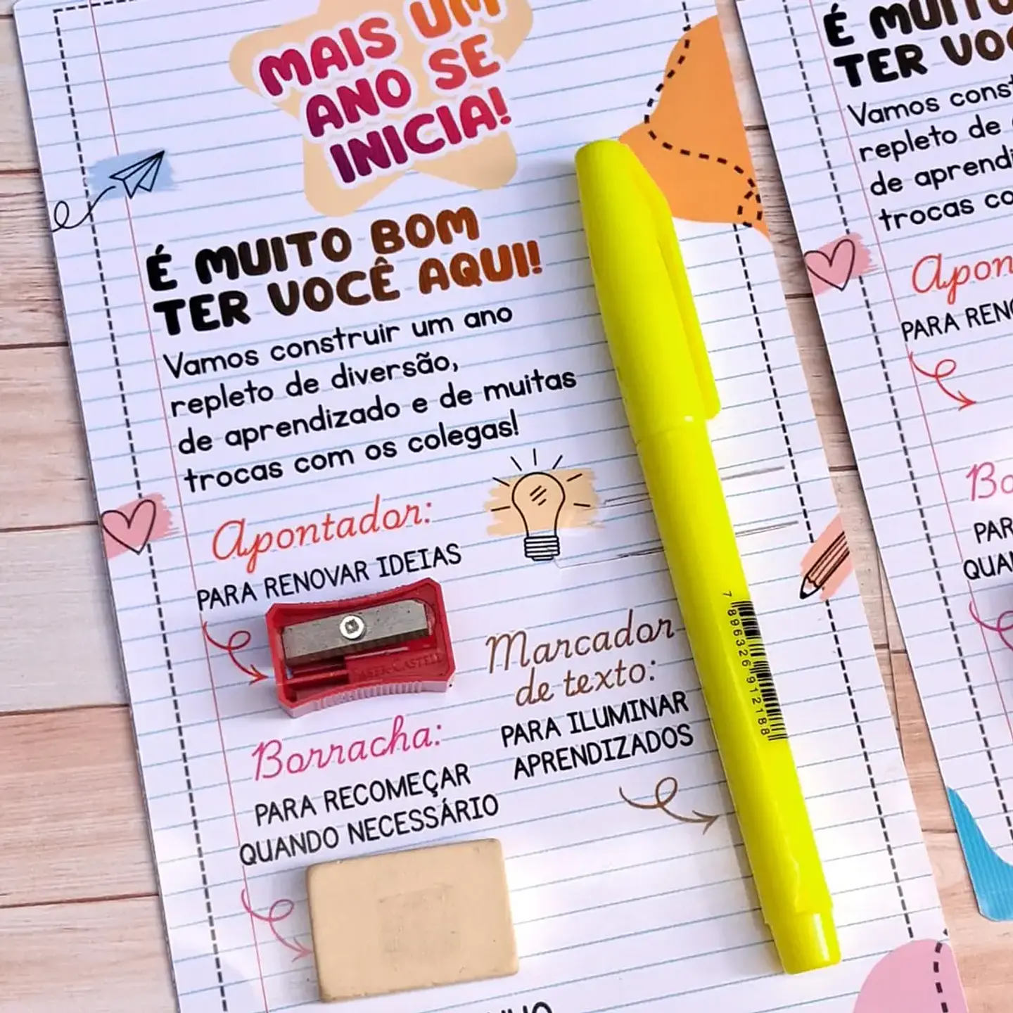 Arquivo Volta ás Áulas Card Kit Alunos + Caça Palavras 1