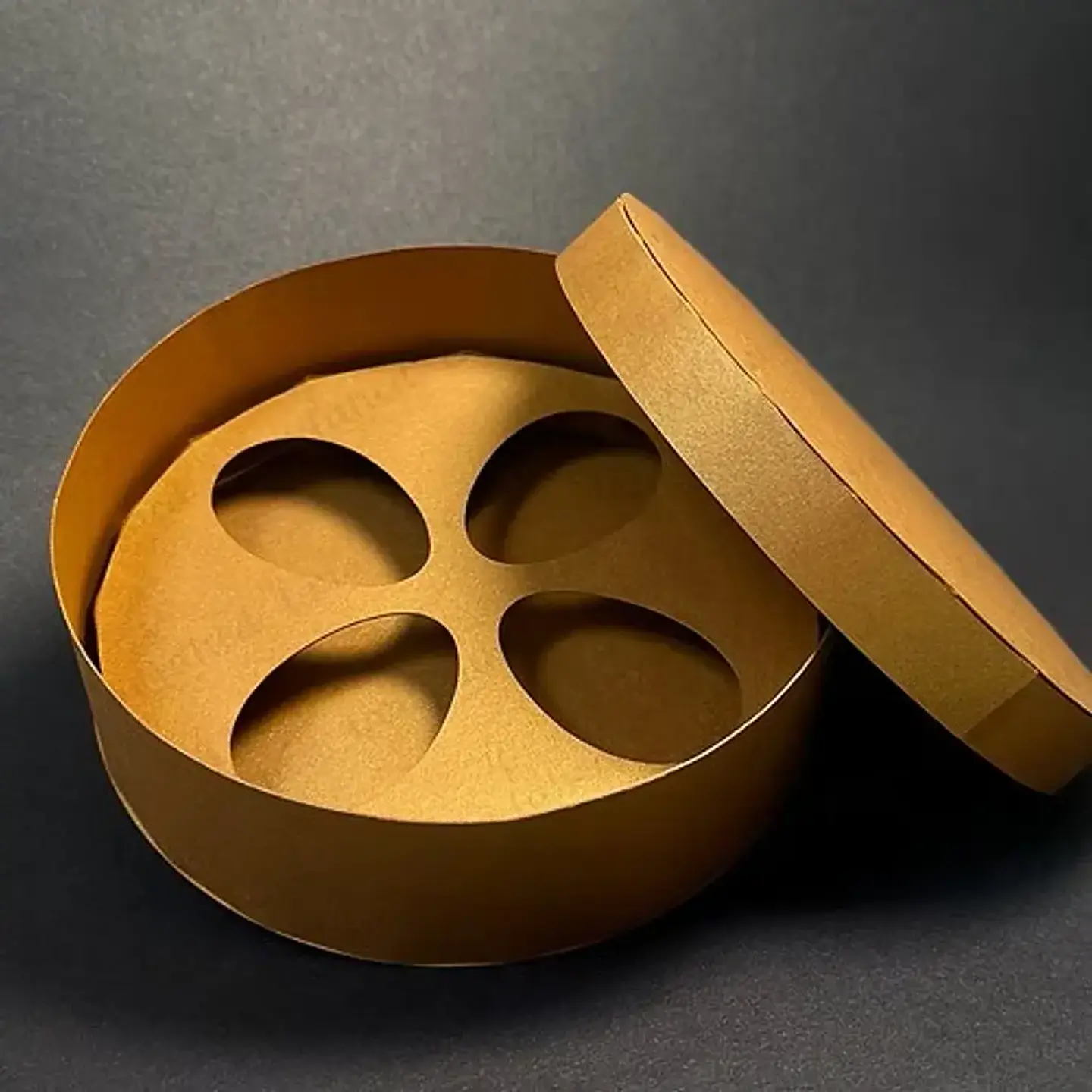 Arquivo páscoa caixa redonda com berço quarteto ovo 50g 1