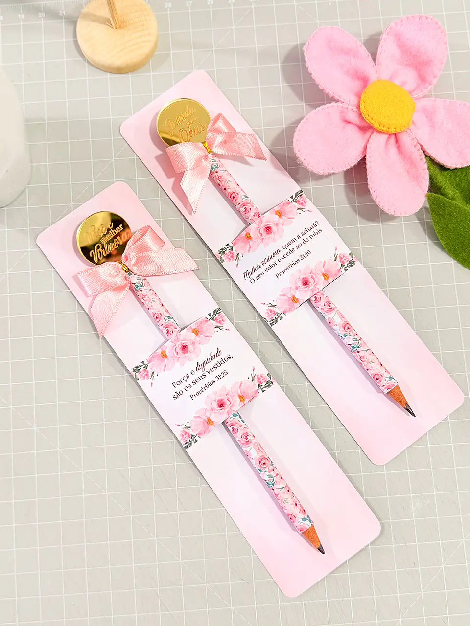 Arquivo Dia da Mulher Card com Lápis 1