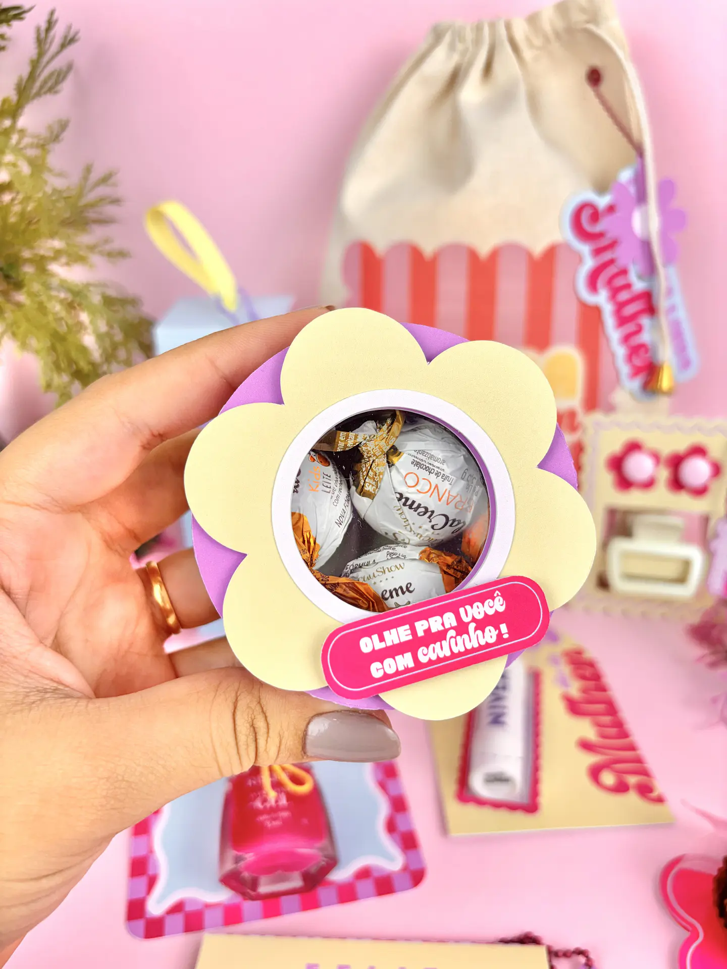 Arquivo Dia da Mulher Caixa Flor Visor 1